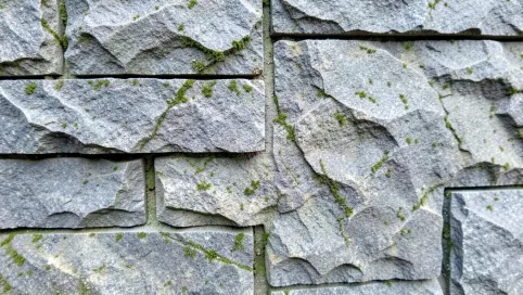 jak uzyskać efekt kamienia na ścianie